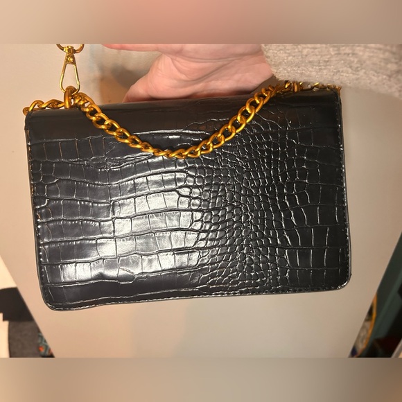 ✌️4/$20✌️ Vegan clutch / handle options - Picture 5 of 13